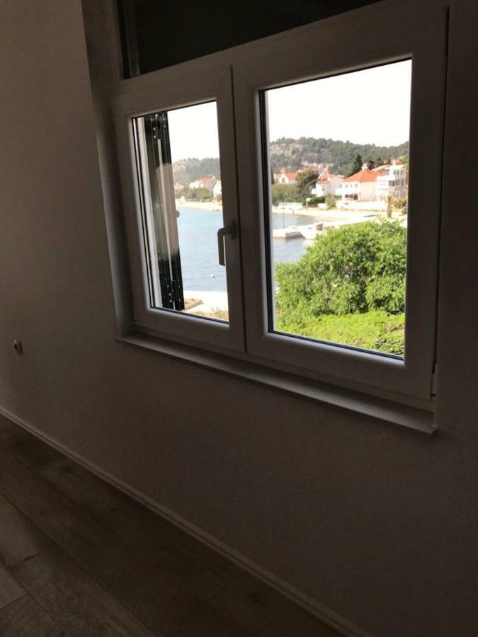 Relaxing Whole Top Floor Apartment By The Sea 자보리치 외부 사진