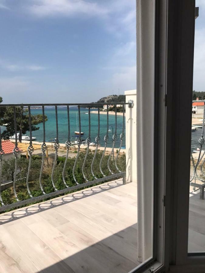 Relaxing Whole Top Floor Apartment By The Sea 자보리치 외부 사진